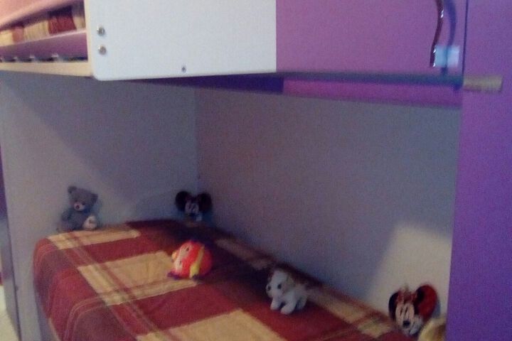 Room 11 of 16