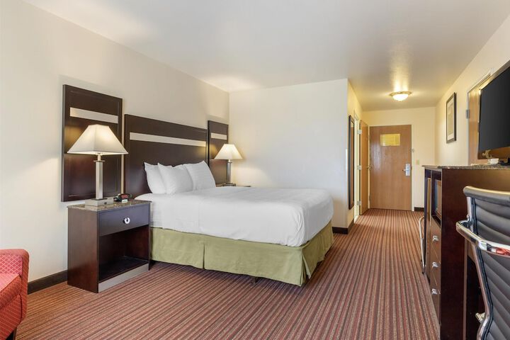 Room 18 of 36