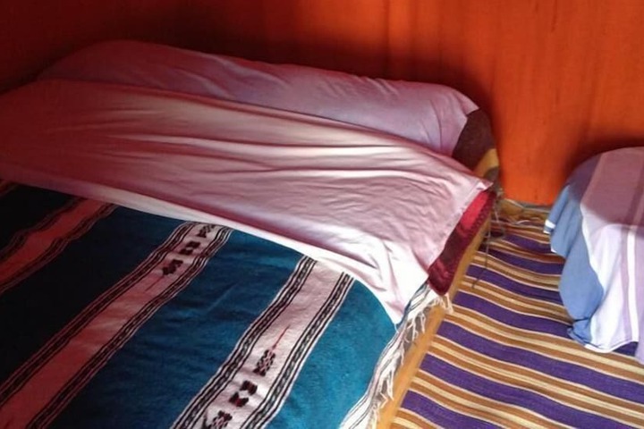 Room 10 of 71