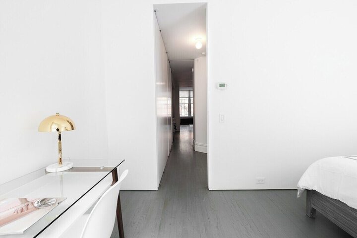 Room 89 of 136