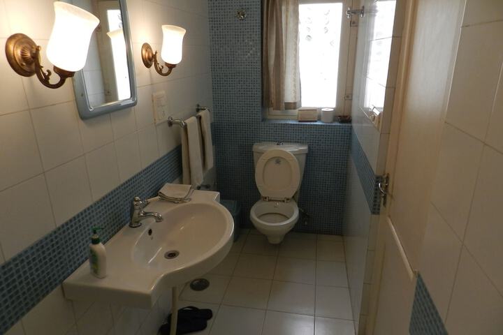 Room 87 of 183