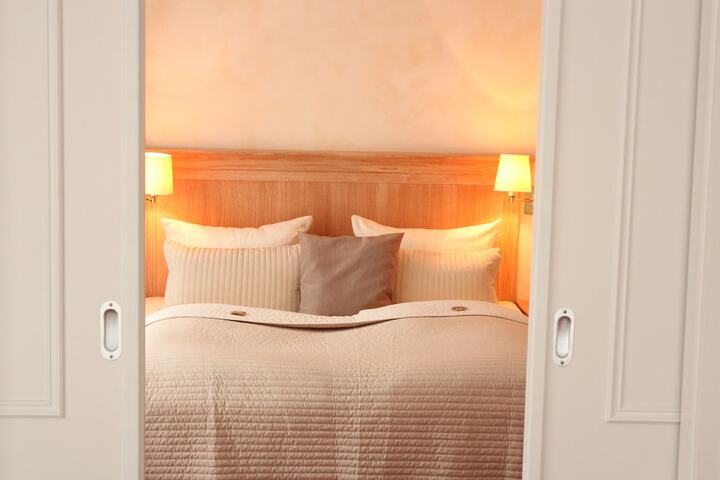 Room 15 of 62
