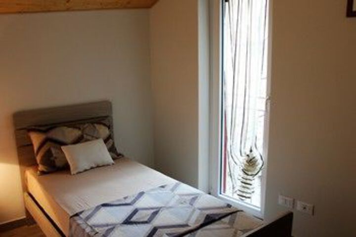 Room 16 of 42