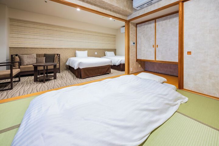 Room 27 of 67