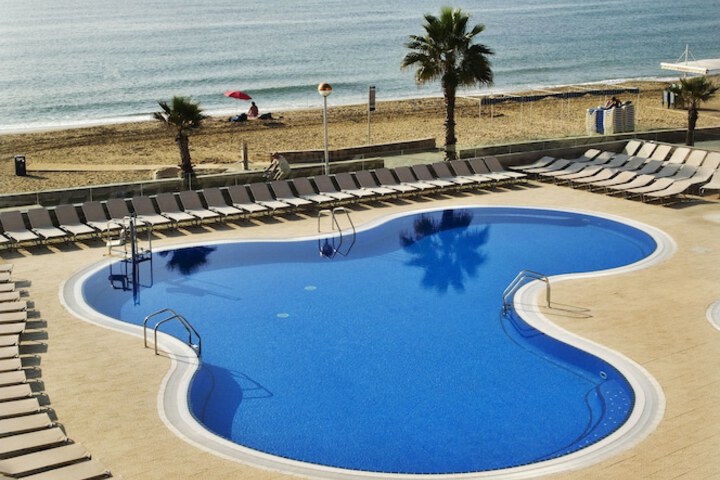 Pool 46 of 153