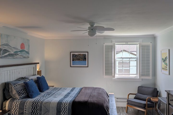 Room 4 of 30