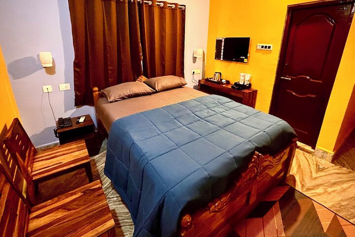 Room 44 of 73