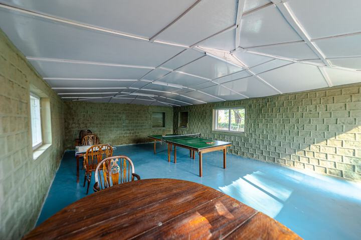 Room 25 of 29