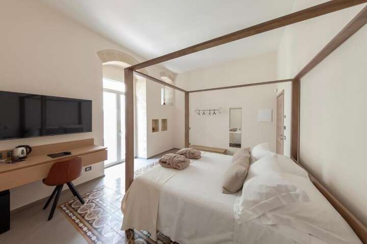 METEORON Luxury Rooms in Matera