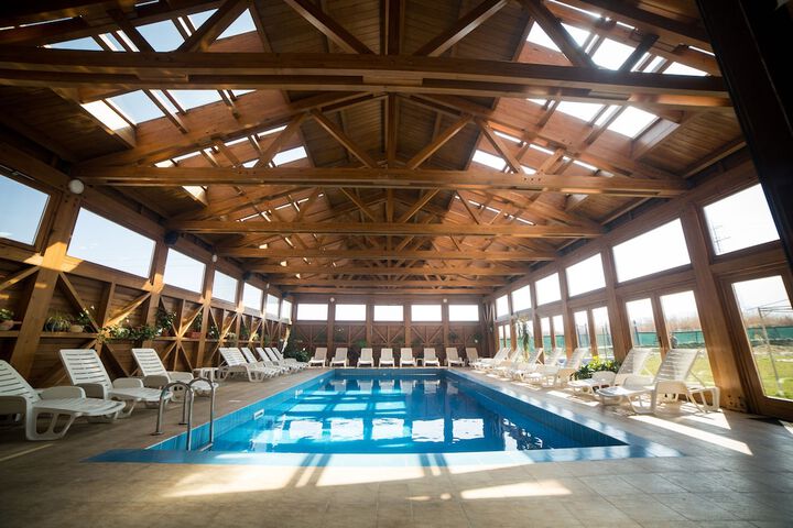 Pool 46 of 96