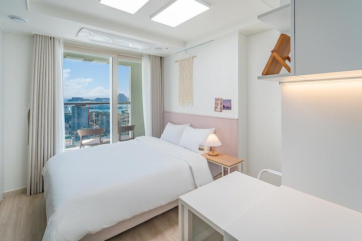 Room 420 of 640