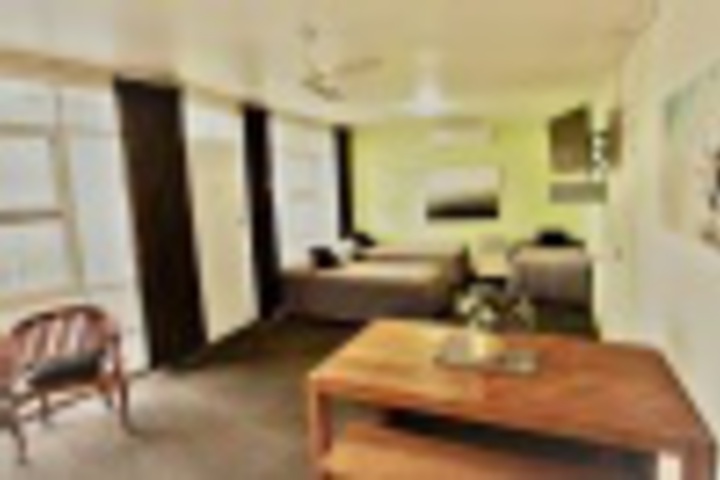 Room 76 of 228