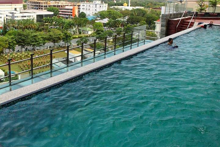 Pool 39 of 83