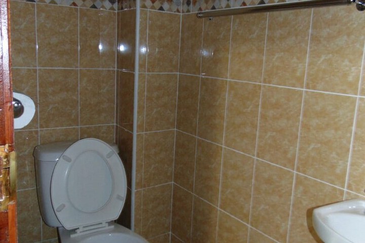 Room 20 of 34