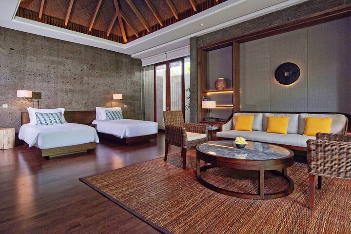 Room 15 of 156