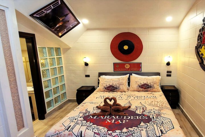 Room 16 of 45