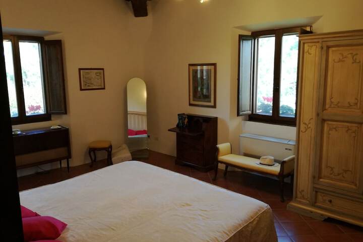 Room 12 of 41