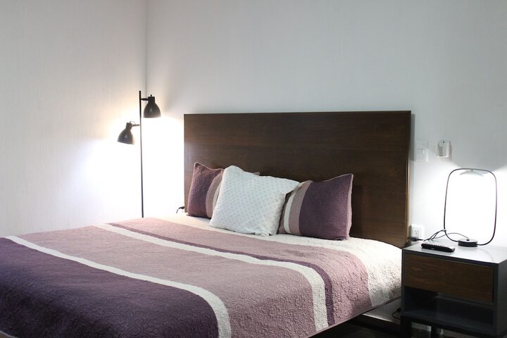Room 53 of 146