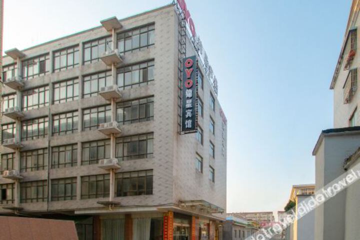 Hotel 3 of 45