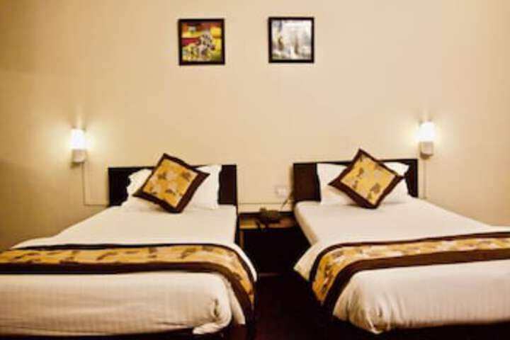 HOTEL MAYUR