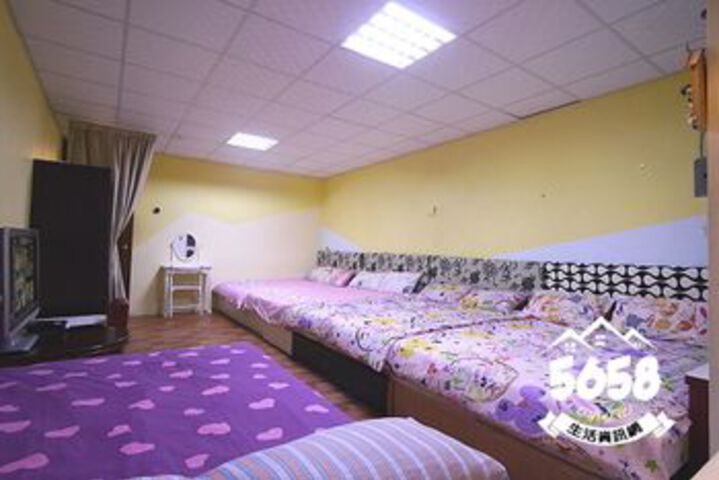 Room 92 of 118