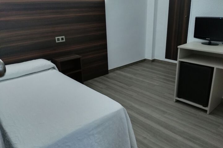 Room 34 of 59