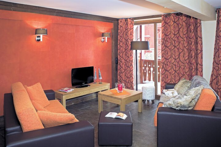 Room 6 of 60