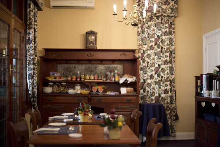 Breakfast area