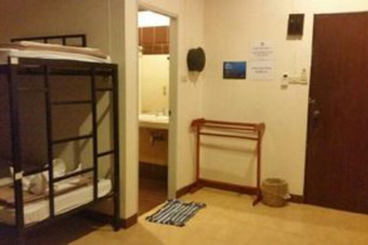 Room 7 of 14