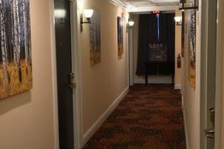 Ballroom/Hall 37 of 66