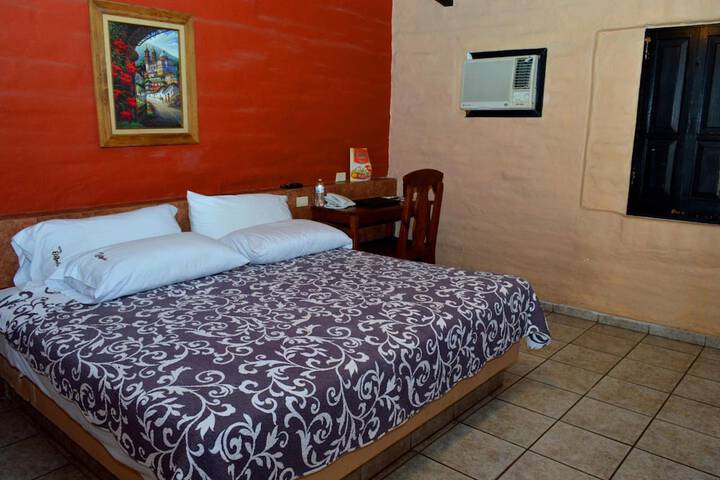 Room 10 of 29
