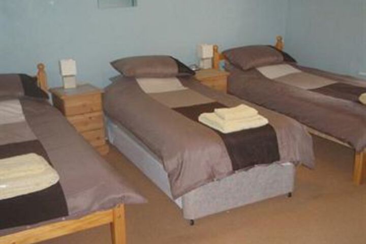Room 7 of 10