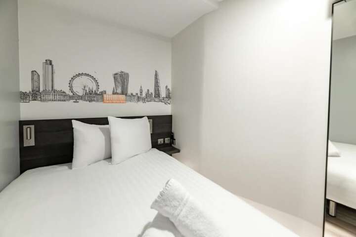Room 44 of 59