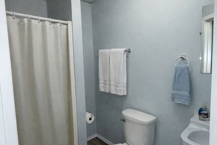 Room 10 of 36