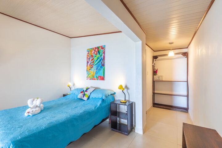 Room 25 of 155