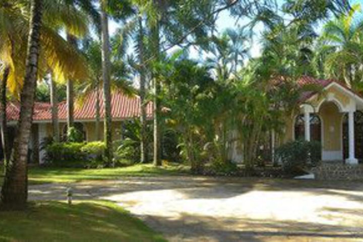 Property Grounds 18 of 22