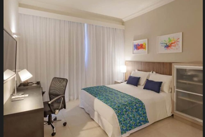 Room 10 of 40