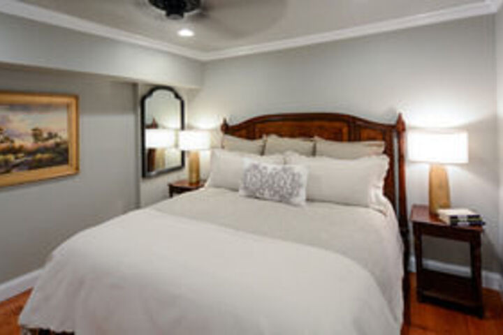 Room 64 of 110