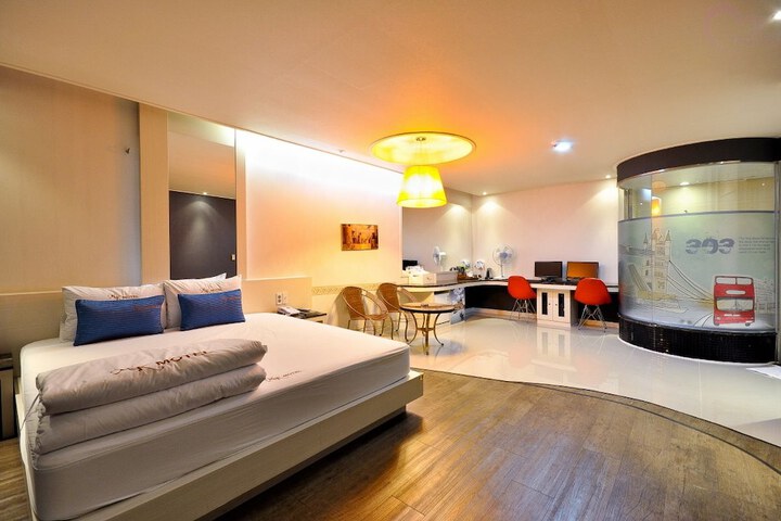 Fitness Facility Photos