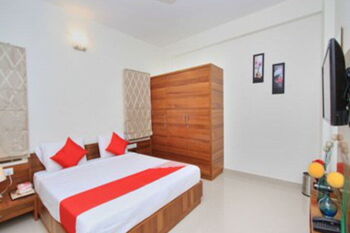 Room 18 of 29