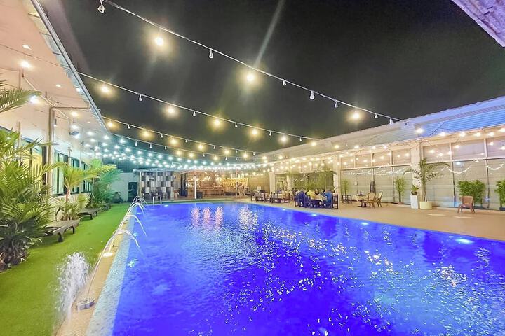 Pool 57 of 76