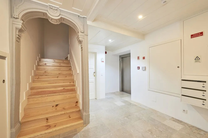 Room 15 of 23