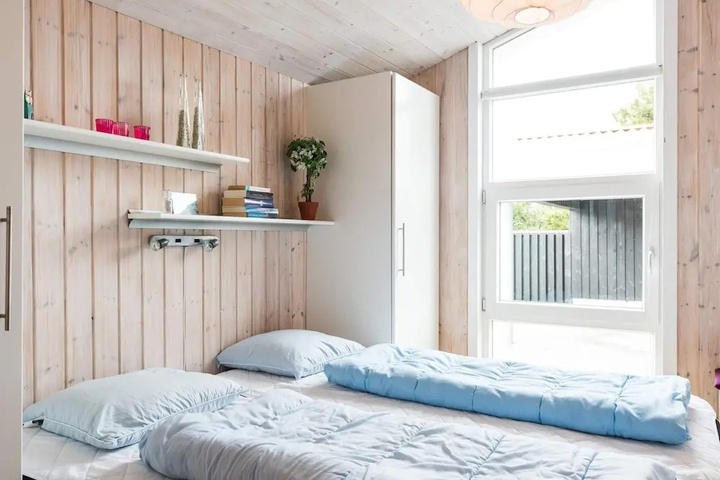 Room 3 of 19