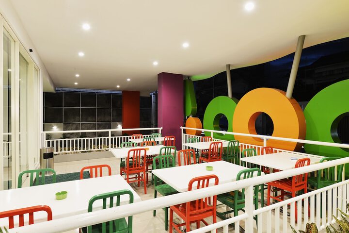 Dining Photos