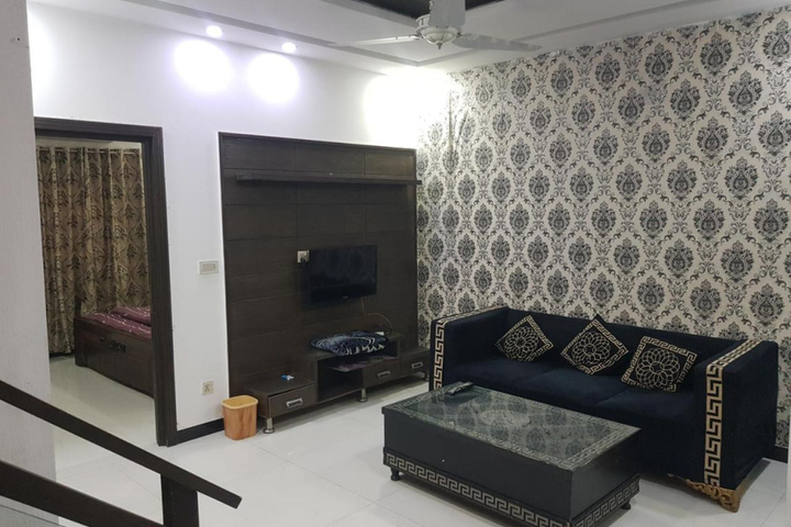 Room 2 of 20