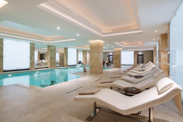 Pool 66 of 208