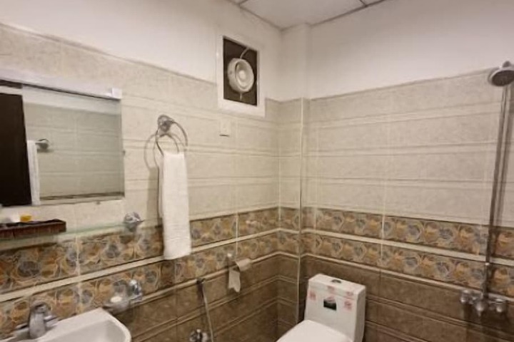 Room 7 of 7