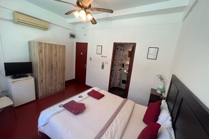 Room 22 of 62