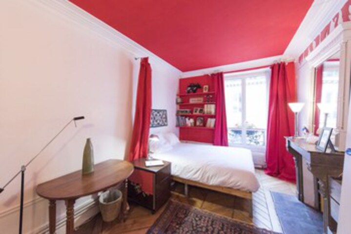 Room 14 of 18