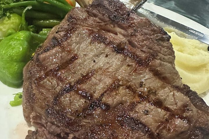 Dining 5 of 10